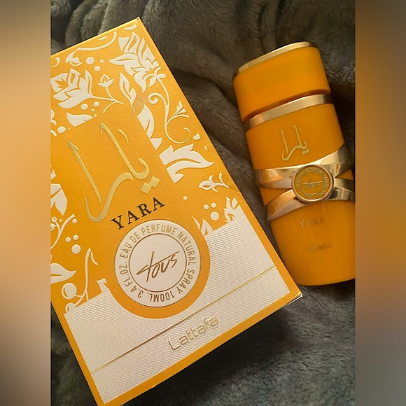 🧡🤍 LATTAFA YARA TOUS 🤍🧡 - Picture 4 of 7